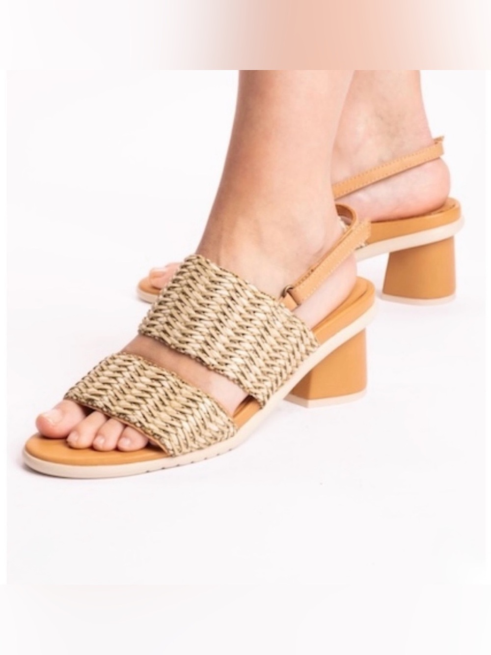 NWB L'Amour Des Pieds Ursa Natural Raffia & Leather Block
Heel Sandals, Size 7